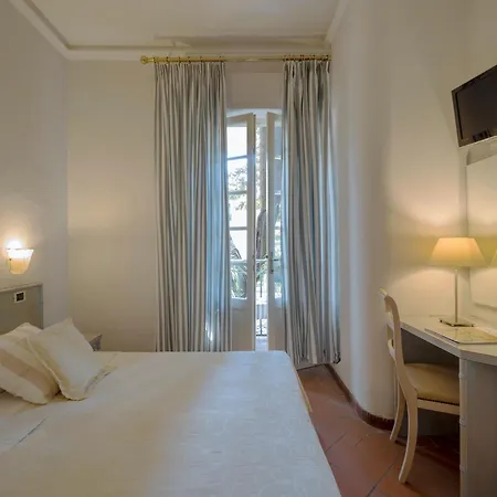 Mignon Hotel 3*
