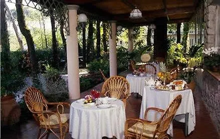 Mignon Hotel 3*