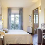 Ξενοδοχείο Mignon 3*