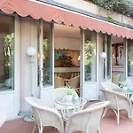 Ξενοδοχείο Mignon 3*